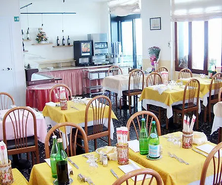 Hotel Palace 3* Finale Ligure